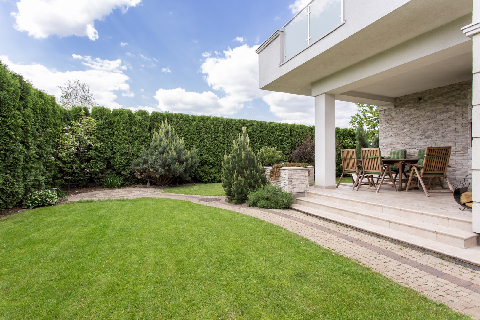 modern house with beauty garden